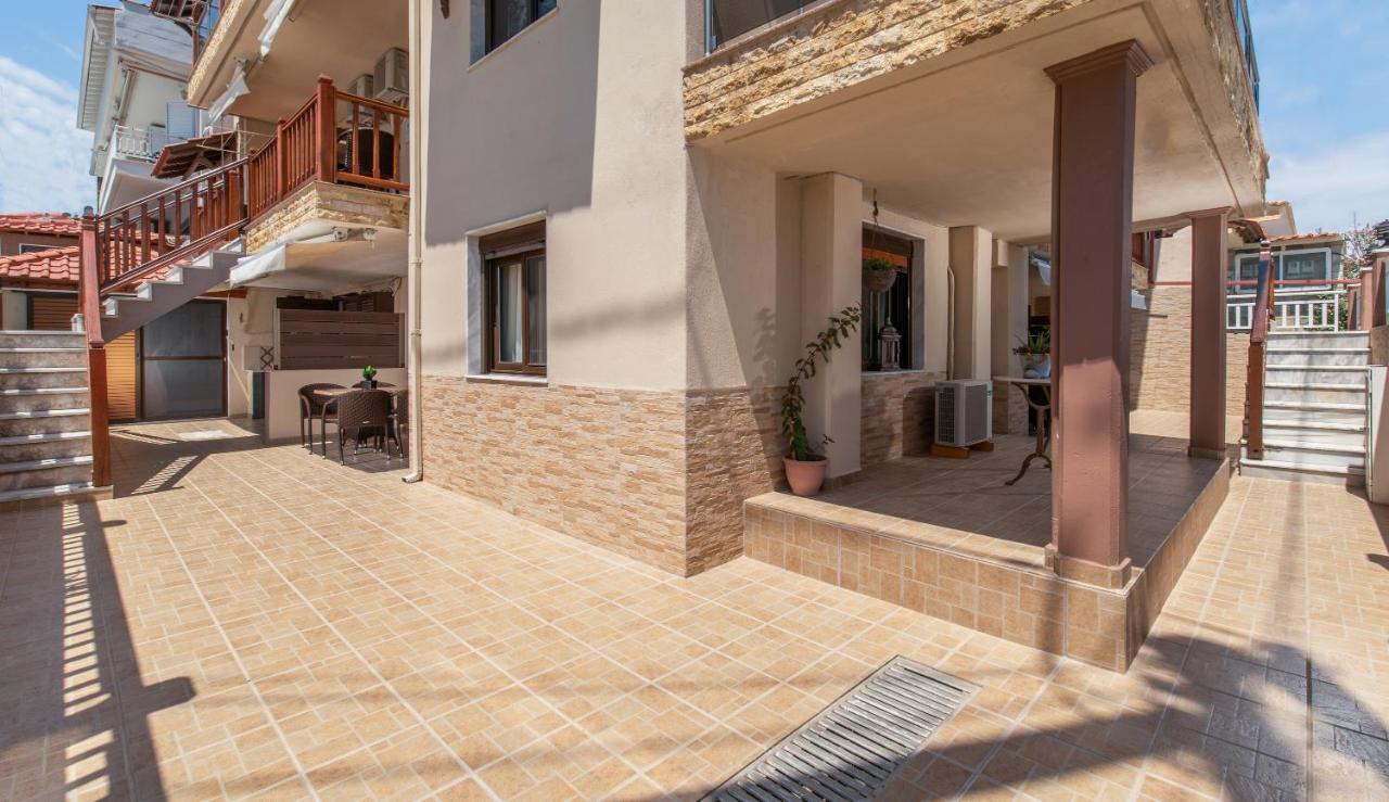 House Kostas On The Beach Сарти Экстерьер фото